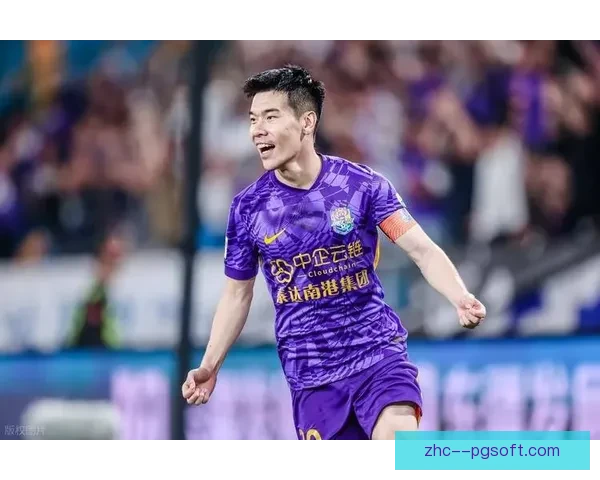 王秋明中场积极跑动屡次插上破门助天津津门虎取胜